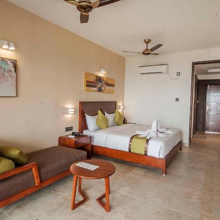 Hotel Sonar Bangla Taki Hasnabad エクステリア 写真