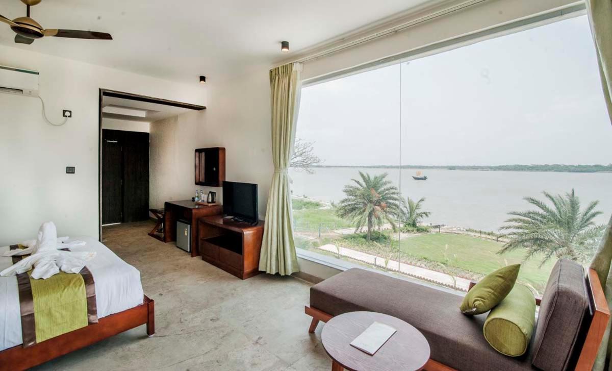 Hotel Sonar Bangla Taki Hasnabad エクステリア 写真
